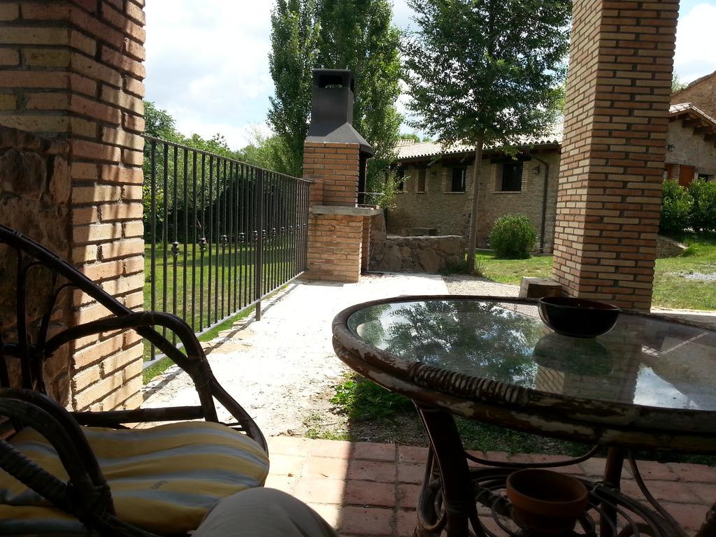 Country House El Permanyer Olost ภายนอก รูปภาพ