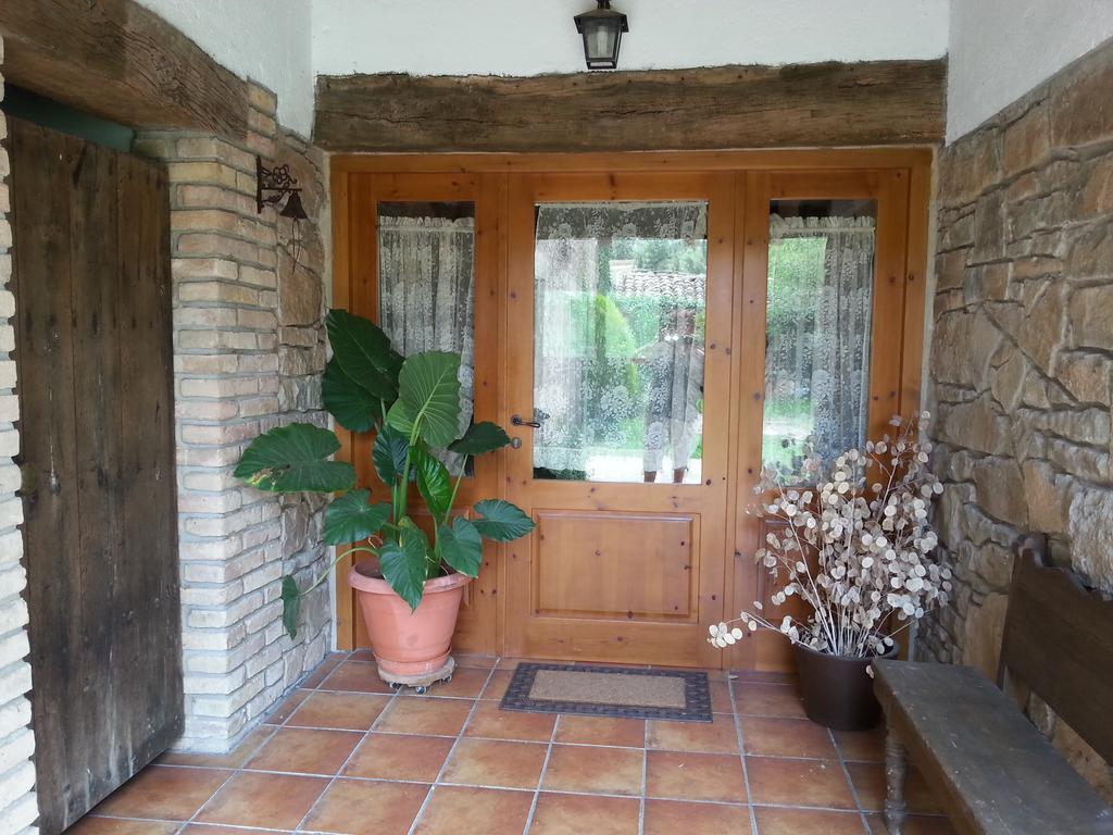 Country House El Permanyer Olost ภายนอก รูปภาพ