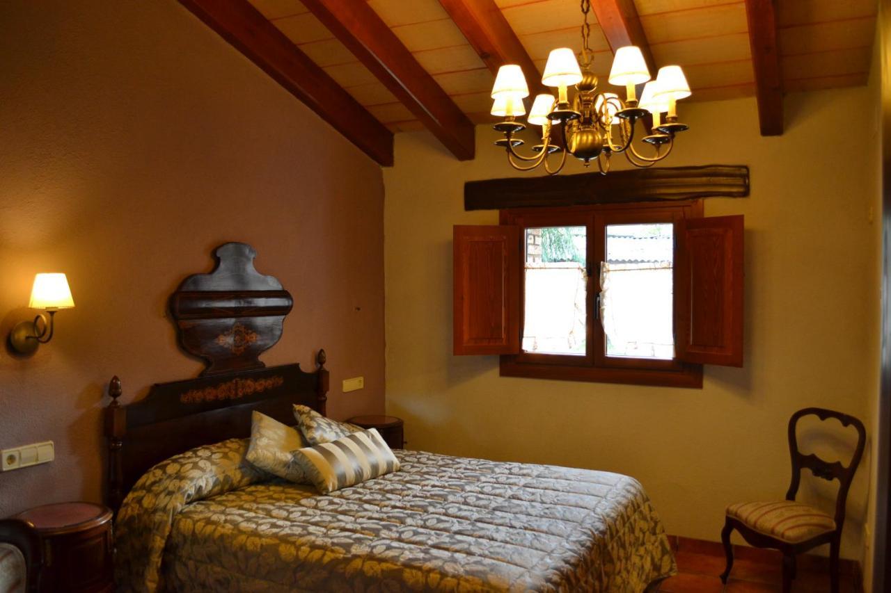 Country House El Permanyer Olost ภายนอก รูปภาพ