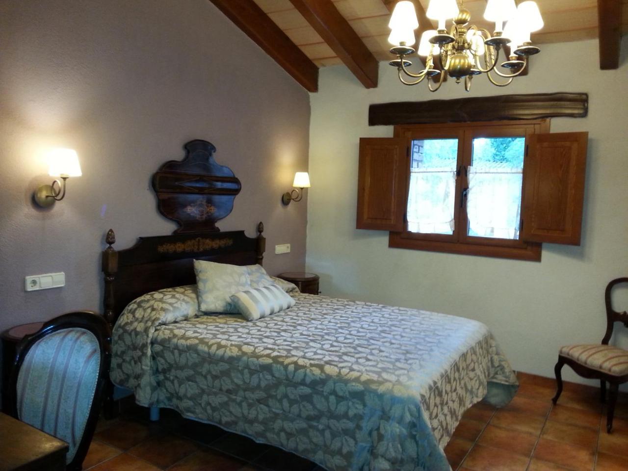 Country House El Permanyer Olost ภายนอก รูปภาพ