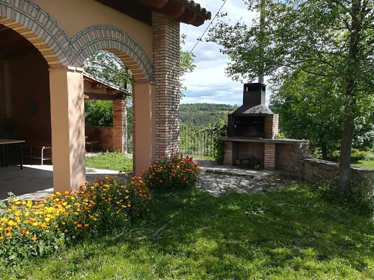 Country House El Permanyer Olost ภายนอก รูปภาพ